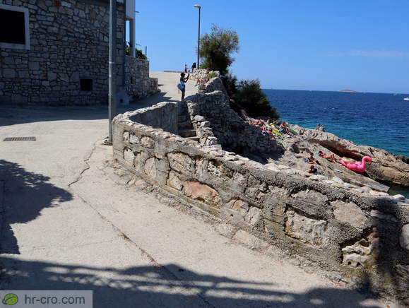 Path around the old town centre of Primosten
