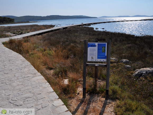 St Anthony's Channel - Promenade to St Nicholas' Fortress
