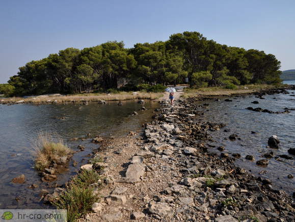 Last part of the path to the St Nicholas' Fortress