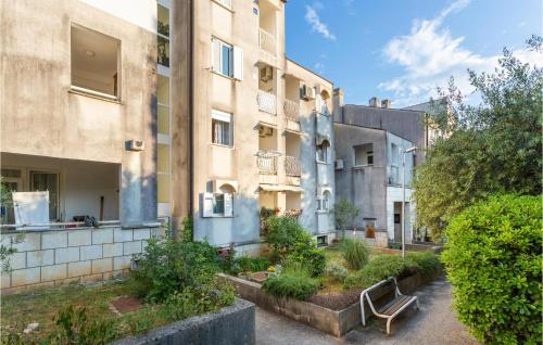1 Bedroom Lovely Apartment In Njivice