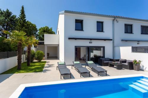 Villa T & K