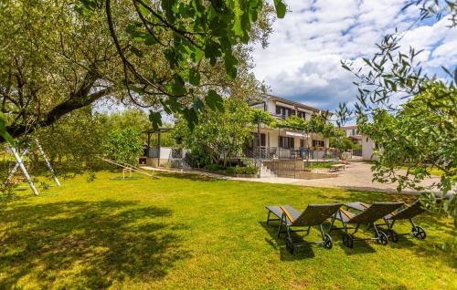 Lovely Apartment In Malinska With Wifi