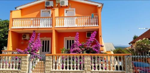 Guest House Laura