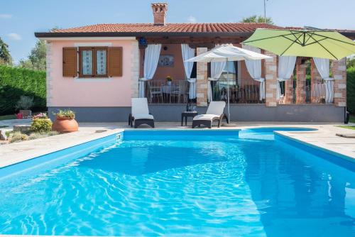 Villa Moira