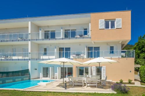 Luxury villa with a swimming pool Poljane, Opatija - 17956