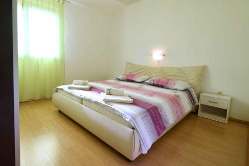 Apartments in Njivice/Insel Krk 13288