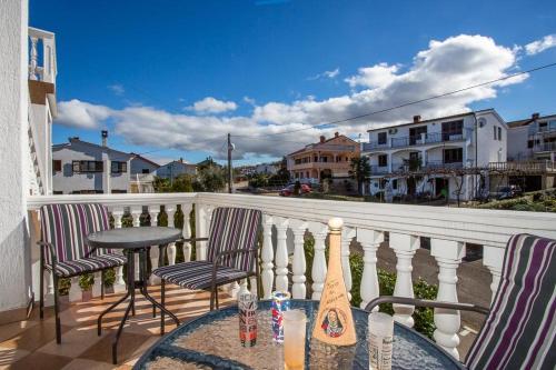 Apartment in Njivice with sea view, balcony, air conditioning, WiFi 4687-1