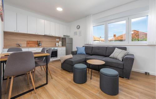 Nice Apartment In Zadar With Wifi