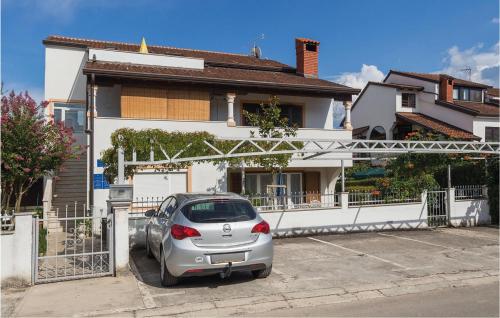1 Bedroom Beautiful Apartment In Porec