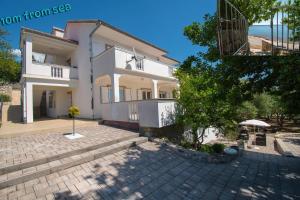 Apartment Ana
