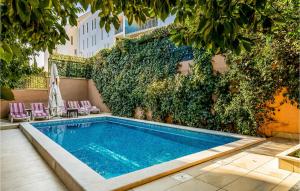 Lovely Apartment In Mokosica With Kitchen