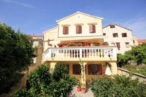 Apartments with a parking space Mali Losinj (Losinj) - 7940