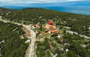 2 Bedroom Lovely Apartment In Veli Losinj