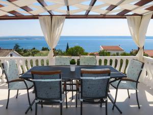 Apartment Andrijana by Interhome