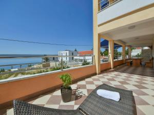 Apartment Tanja by Interhome
