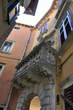 Palača Franković-Vlačić - Balkon in okrašeno pročelje palače 