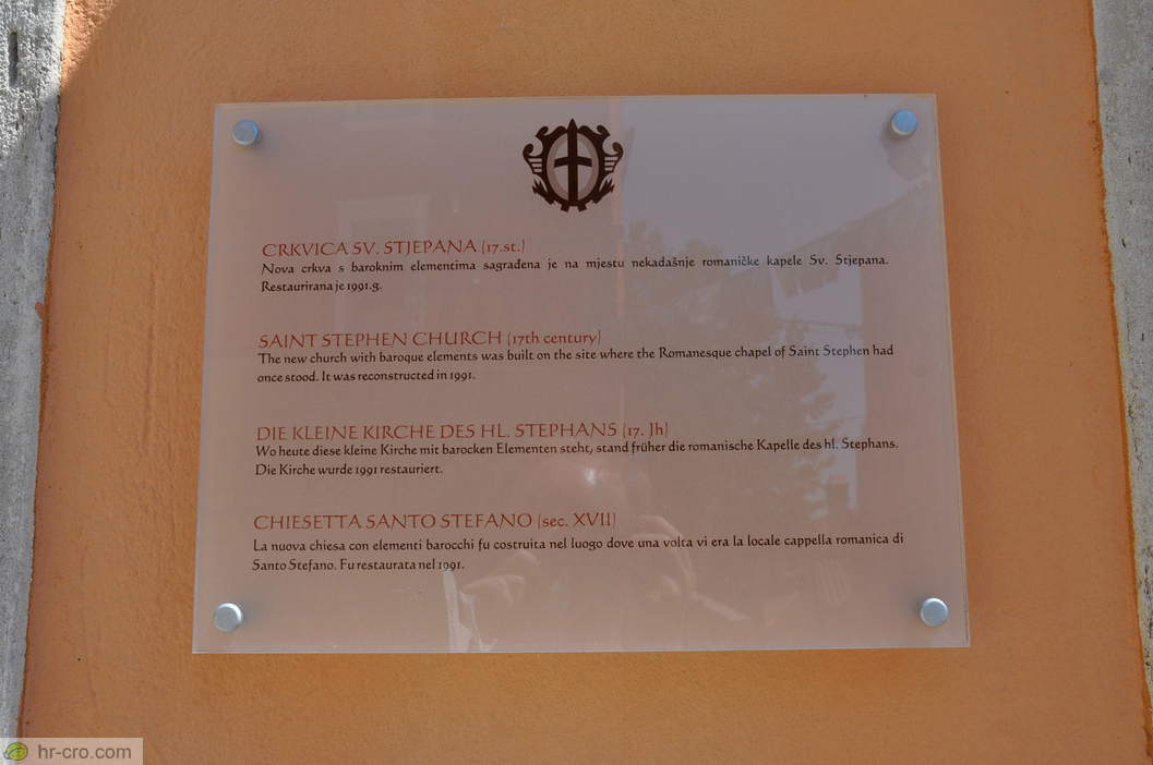 Informacijska plošča na kapeli sv. Štefana