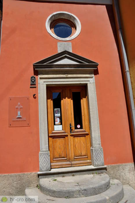 Entrance to the Church of Our Lady of Mount Carmel - Photo: 900064-2 Entrance to the Church of Our Lady of Mount Carmel