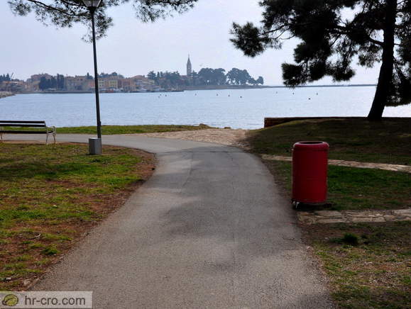 Novigrad - Karpinjan Beach