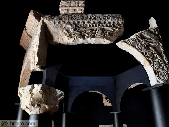 Novigrad - Museum Lapidarium