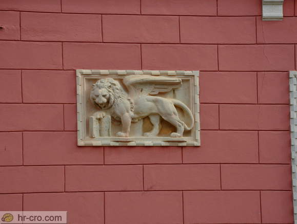 Novigrad - Neogotska stavba