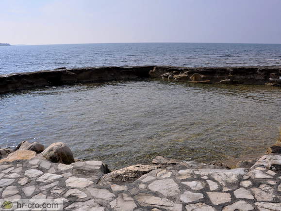 Novigrad - Rivarela Beach