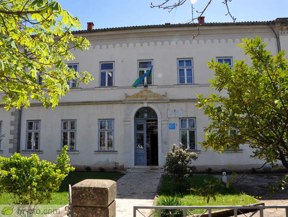 Visnjan - Primary School