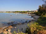 Pošesi - Shallow water beside an indented shoreline 