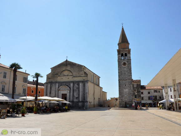 Umag - Kirche Mariä Himmelfahrt und St. Pelegrin