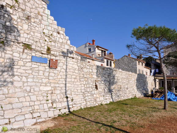 Umag - Town walls