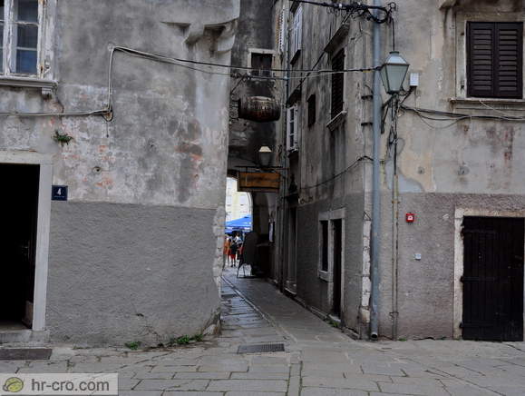 Cres - Cerkev sv. Marije Snežne