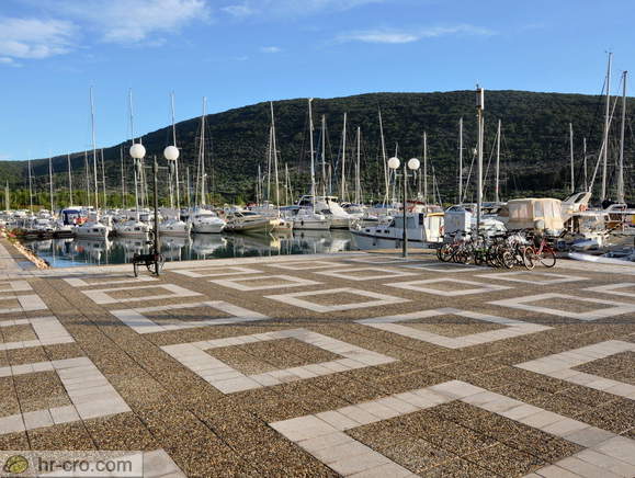 Cres - Marina Cres