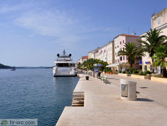 Mali Losinj - Straße Losinj Kapitäne 