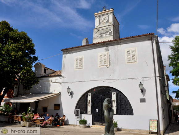 Osor - Town Hall and Archeological Collection