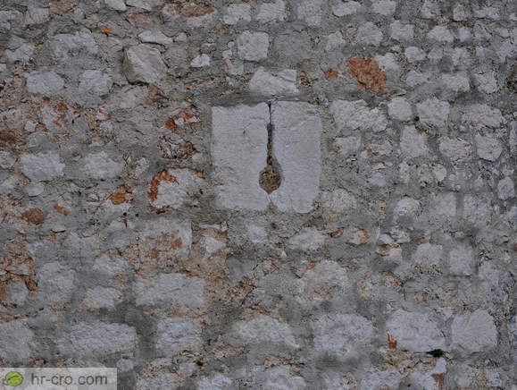 Zazidana strelna lina