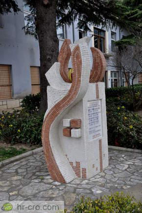 Monument dedicated to fallen in Homeland War in Grizane