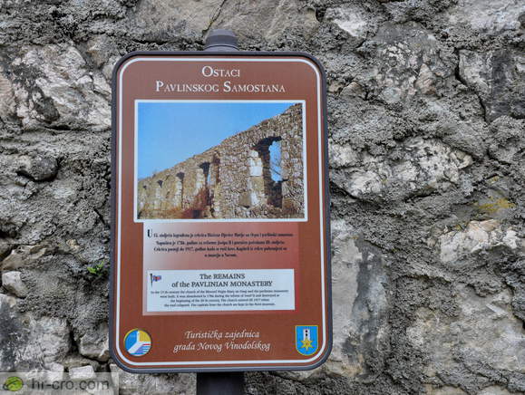 Novi Vinodolski - Überreste des Pavlinian Kloster