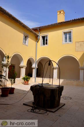 Krk - Frančiškanski samostan