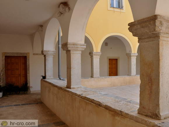 Krk - Frančiškanski samostan