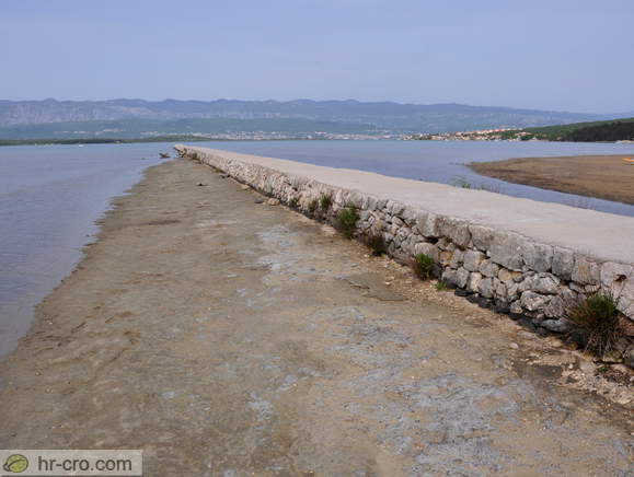 Insel Krk - Saline Bucht - Schlamm Strand