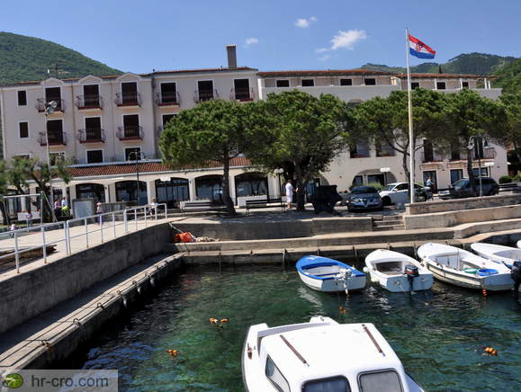 Hotel Mediteran ob luki