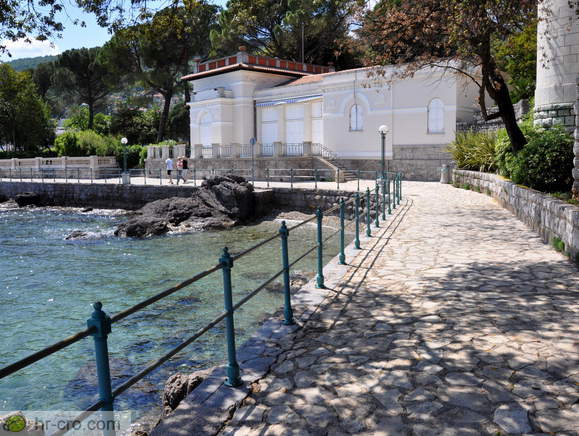 Ičići-Opatija <br> Umetniški paviljon Juraj Šporer Ičići-Opatija <br> Umetniški paviljon Juraj Šporer
