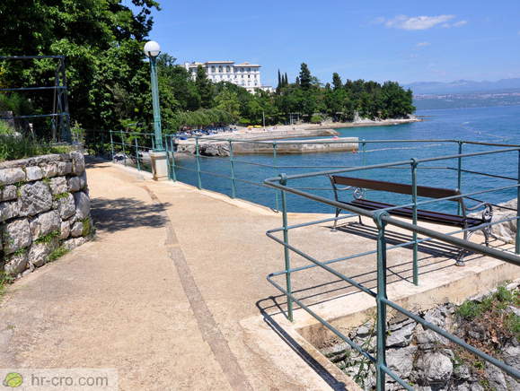 Kvarner Beach and Clinic for orthopedics Lovran in the background