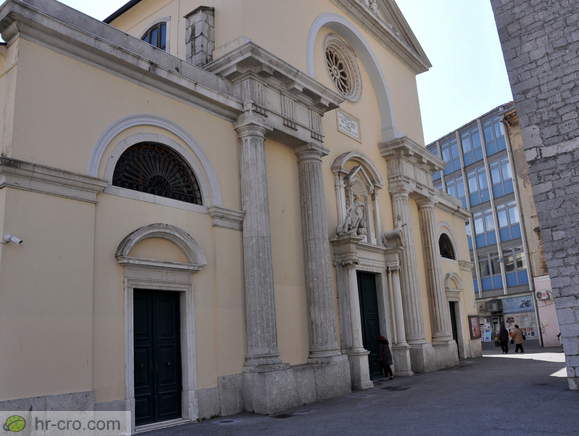Rijeka - Kirche der Himmelfahrt der Jungfrau Maria und Schiefer Turm