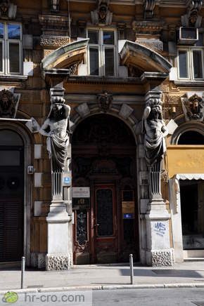 Rijeka - Palast Ploech