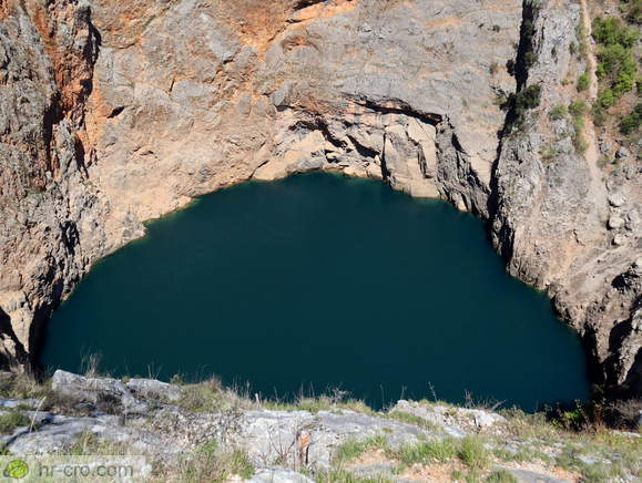 Pogled na Rdeče jezero