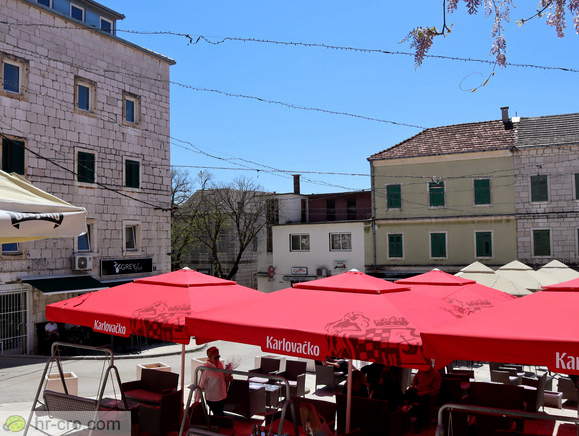 Trg Matice Hrvatske v Imotskem