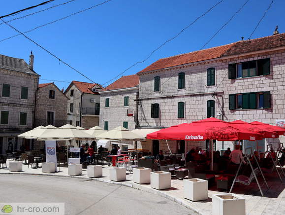 Imotski - Trg Matice Hrvatske