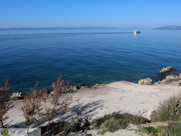Plaža na južni strani Gozdnega parka sv. Peter