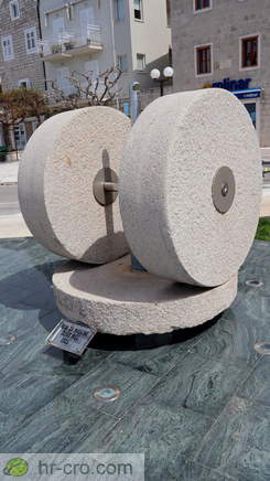 Tucepi - Olivenmühle